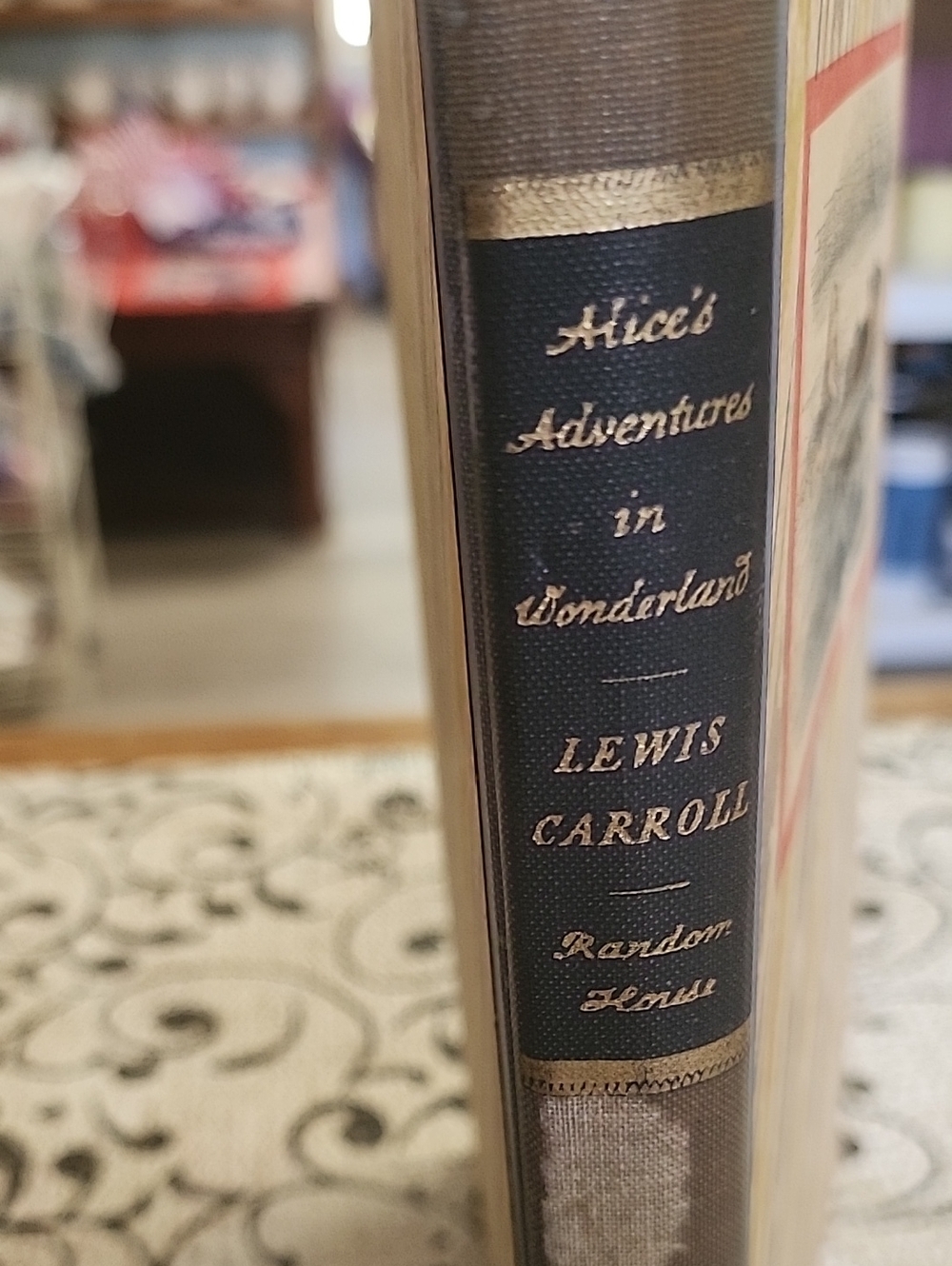 1946 Copy of Alice's Adventure in Wonderland by Lewis Carroll - Picture 2 of 9
